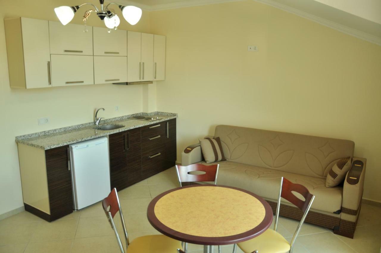 Gurol Apart Aparthotel Oludeniz Exterior photo